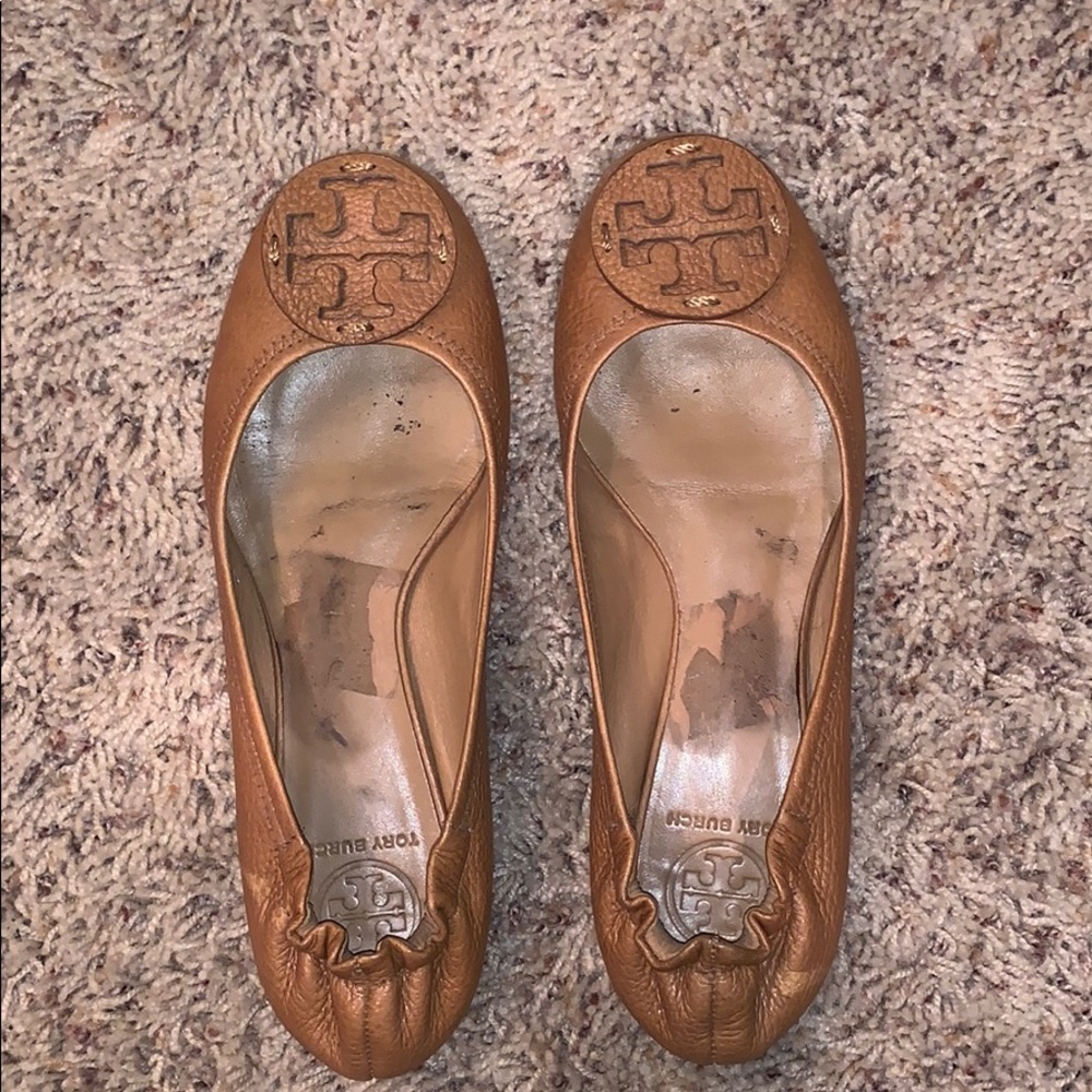 Tory Burch tan ballet flats
